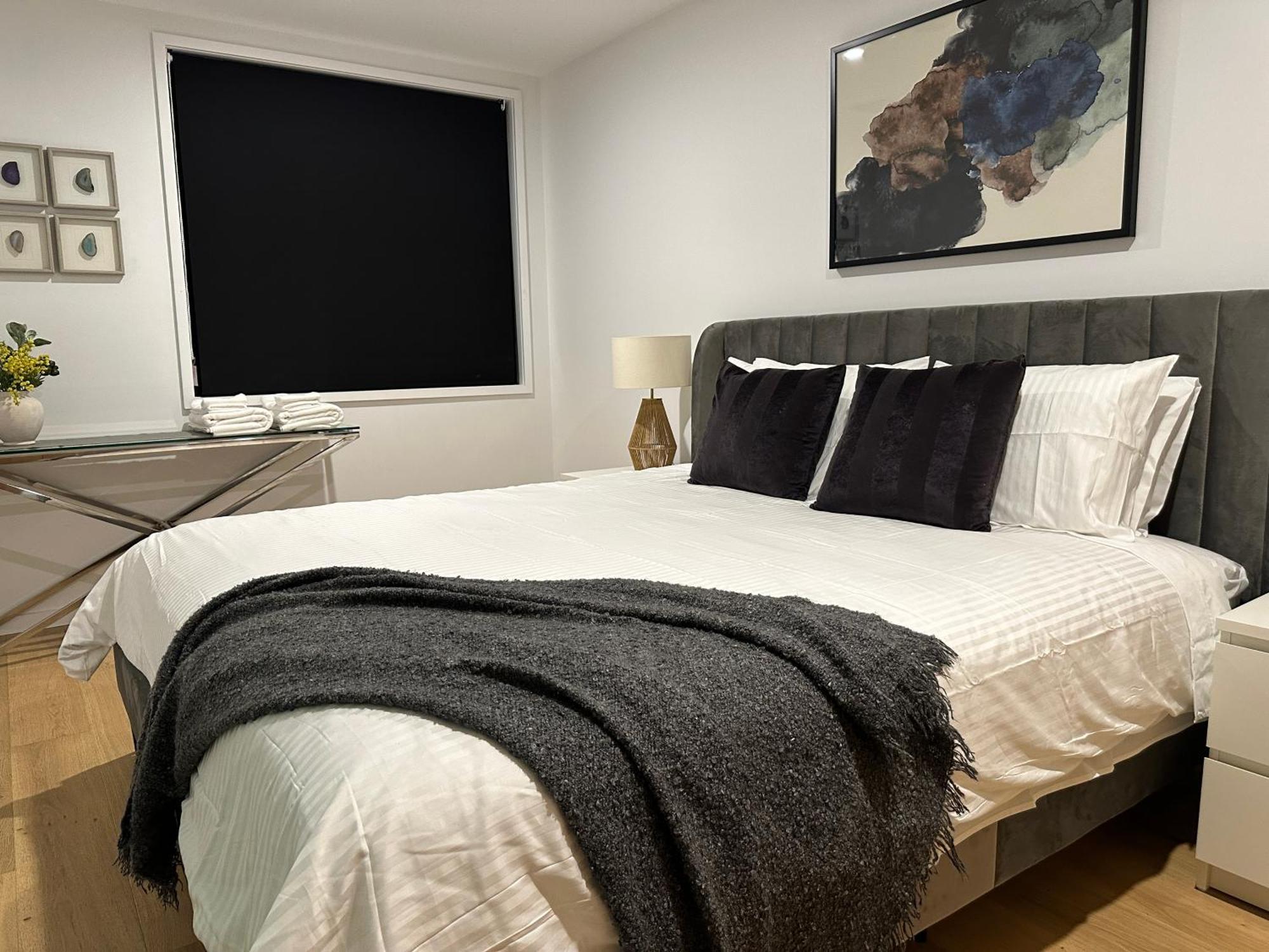 Palko - Luxury In The City Camberra Exterior foto